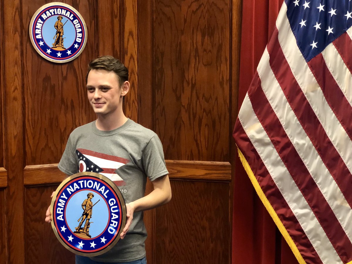 divers's tweet photo. Today I took the Oath of Enlistment for the Ohio Army National Guard. I couldn’t be more proud than I am at this moment. I have a heart to serve, so I‘m thrilled to begin this next journey of my life! https://t.co/m74pT7cS3T