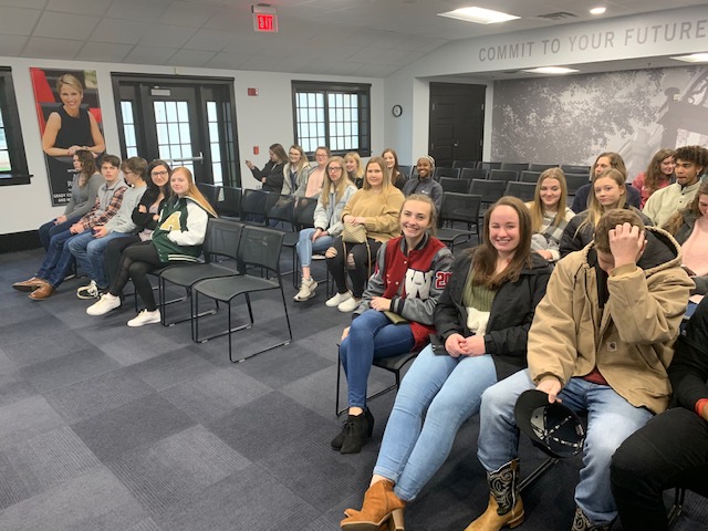 bartowschools's tweet photo. FUTURE PLANNING 101: Today, these high schoolers from AHS, CHS, and WHS visited UGA and GCSU as part of Bartow County's first-ever overnight winter college tour! Next up, Valdosta State and Columbus State! https://t.co/LVKbeYAHfN