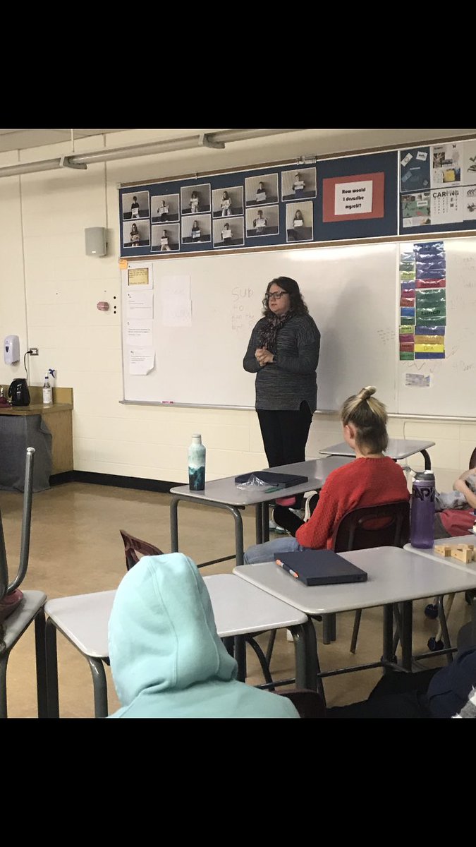 Ms_Pzoff's tweet photo. A great day learning from expert podcaster, Vanda @thetightends. Such great feedback!!!! Thank you! @connectcharter @FawcettHeather https://t.co/E1V2jAOBJY
