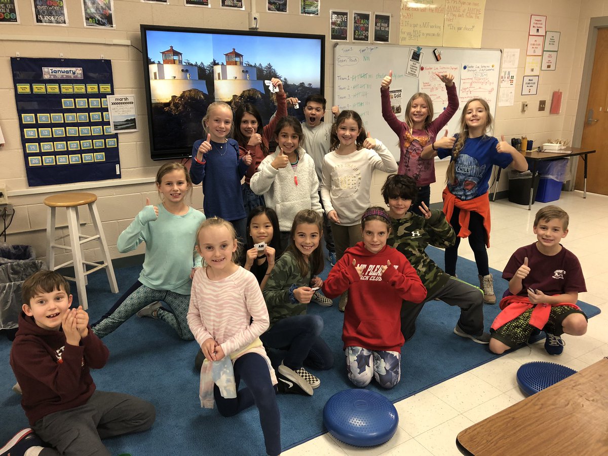 AmyRyanbc's tweet photo. 3C students on the hunt for their basic needs-food, air, light, water, and space.  What happens when there is a change in that environment like a drought? Who will survive? @chpinckneyelem https://t.co/lNFbfinRTN