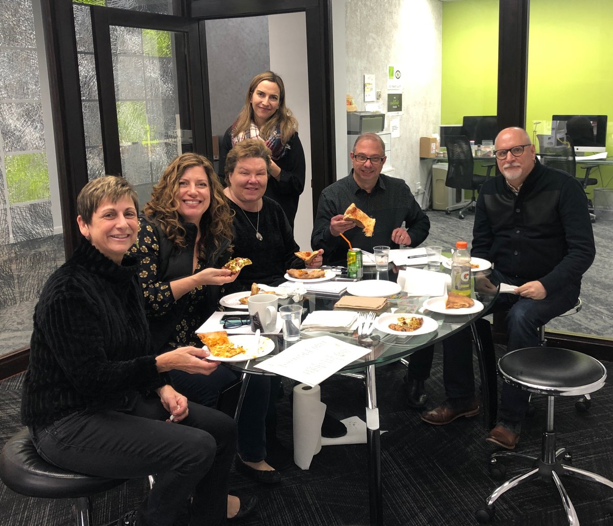 zackgroup's tweet photo. You can't have a brainstorming session without GREAT food! Thanks for the amazing pizza @Exit4FoodHall 

#brainstorming #creativethinking #designers https://t.co/8jaemGZNsR