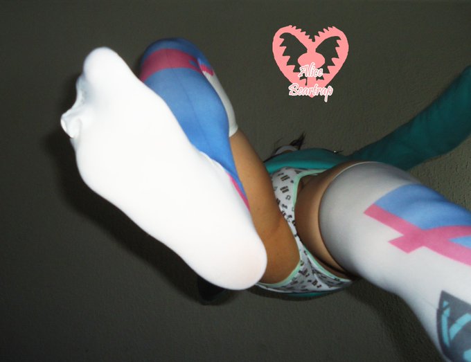Stepping by, please move out of the way uwu #sissy #feetpic #feetpicsforsale #macrophotography #kneesocks