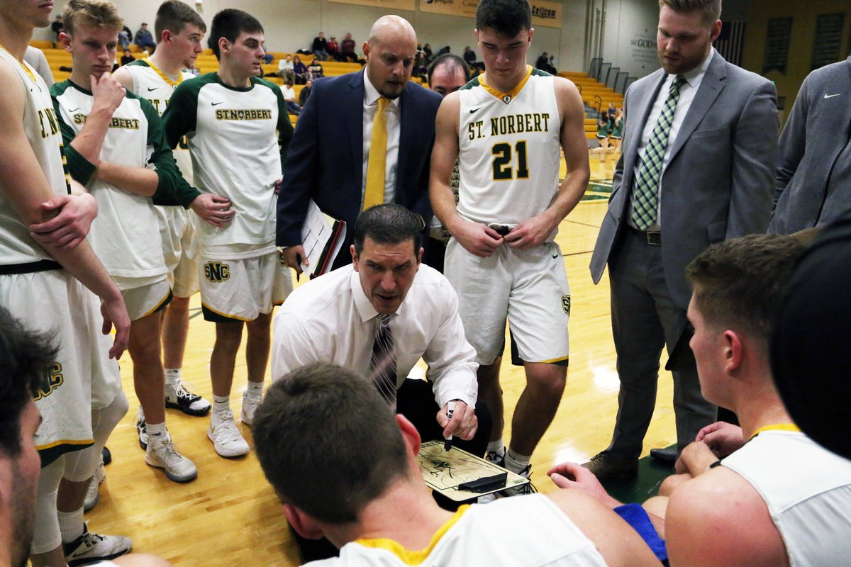 SNCStats's tweet photo. Congrats to men's basketball coach Gary Grzesk, who moved to 200 games over .500 with St. Norbert's 72-55 win Wednesday at Beloit. Grzesk is 263-83 in 14 seasons at St. Norbert and was 51-31 in three years at Lakeland for an overall mark of 314-114 in 17 seasons. #d3hoops https://t.co/6i8zrD3224
