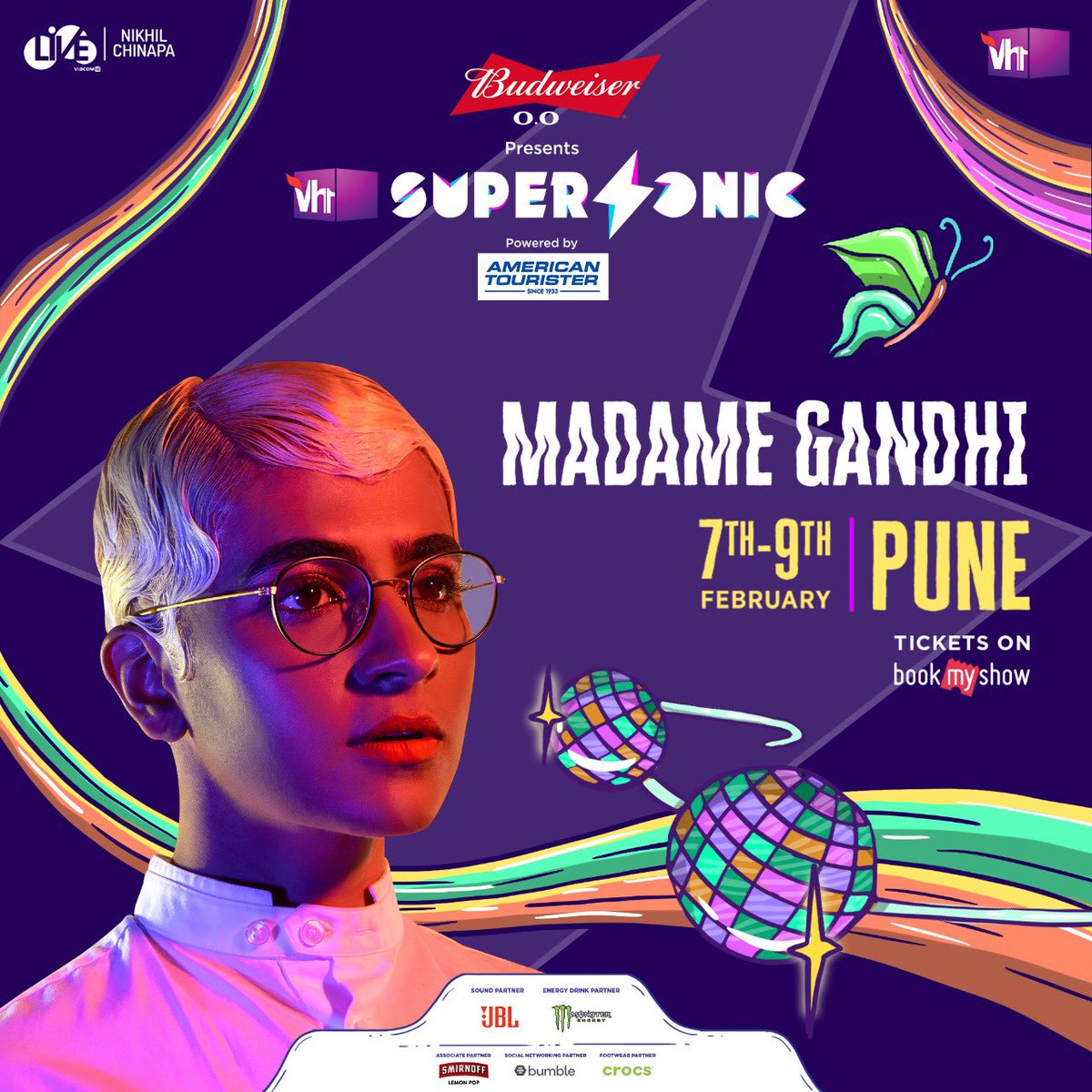 Vh1Supersonic's tweet image. There aren't many who can seamlessly merge music with a movement like @MadameGandhi . Let her beats talk to you at #Vh1Supersonic2020. #Superlineup 
Tickets: cutt.ly/erxwR5N
#BUDXSupersonic #BeAKing #ATGoesSwagpackin #JBLXSupersonic #MonsterEnergyIndia