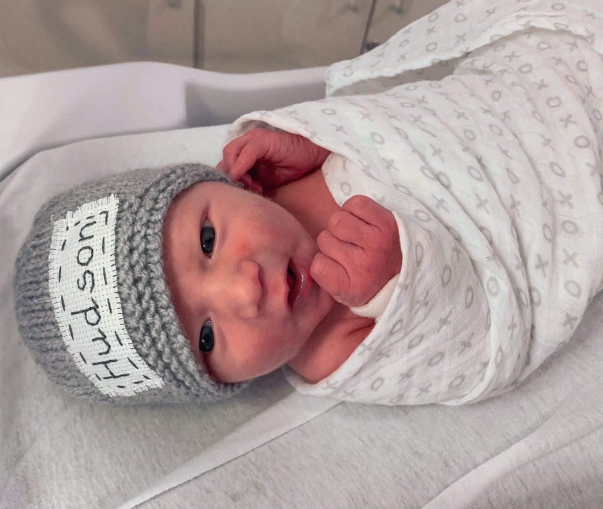 jackie_doering's tweet photo. Hudson Ronald Doering entered the world on January 15th at 10:06pm... 21 inches,  6 pounds 12 ounces. We are so in love with this precious babe. 💙 https://t.co/ECwsZZjsU9