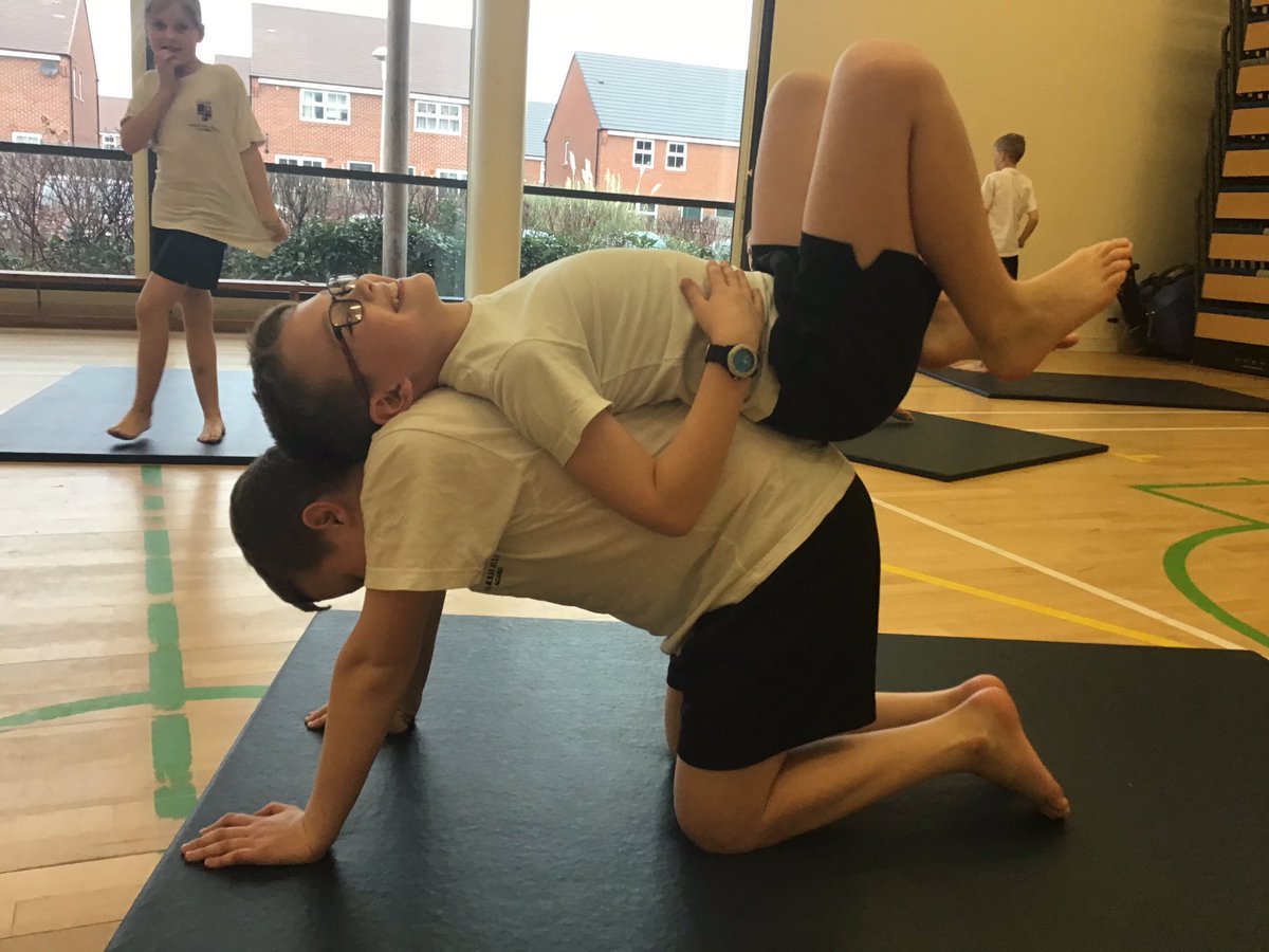 SHAWorksop's tweet photo. #partnerbalance @Create_Dev #balance #tension #teamwork #trust @YourSchoolGames https://t.co/jnx4pt0o14