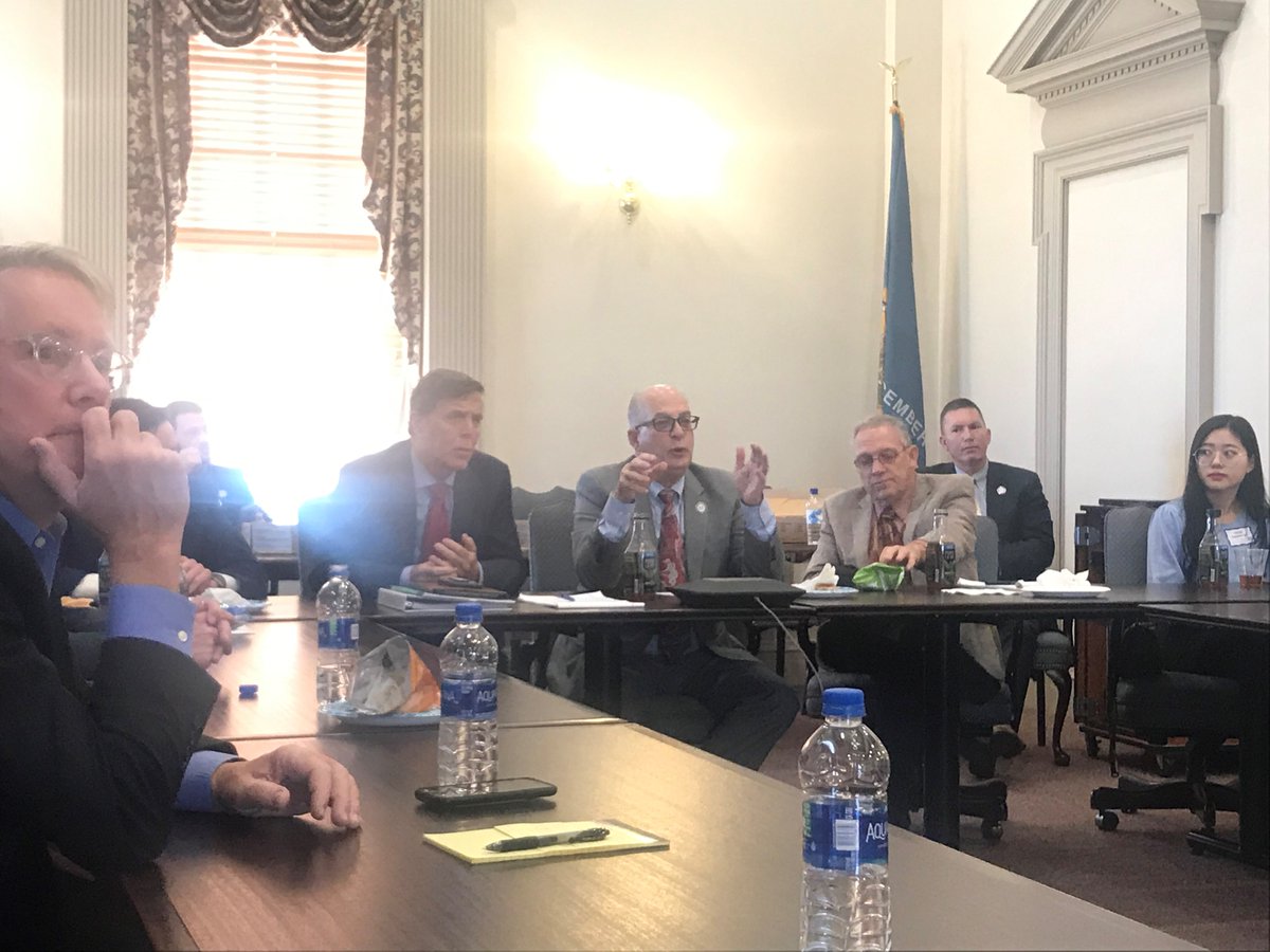 mthopkins126's tweet photo. Representing our @DE_nonprofits members at the Small Business Caucus. #Delaware #nonprofits are all small #businesses. Collectively we are the 3rd largest employer in our state and a critical part of our economy #ActionDE #DEnonprofits https://t.co/mIgKut21si