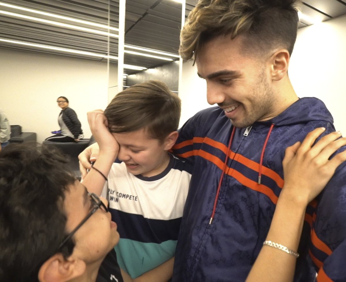 fedevigevani's tweet photo. imágenes exclusivas del video de hoy 😢 https://t.co/flKKeu42GV