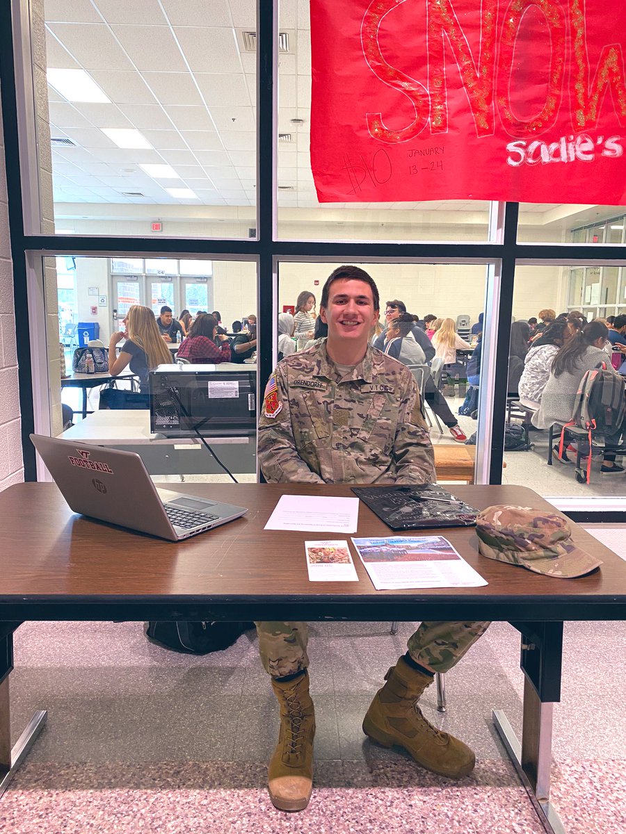 DHSCareer's tweet photo. Come speak with @DominionLcps Alumni Jared Orendorff about the Virginia Tech Corps of Cadets during lunch!  #VTech #TechCorpsofCadets #College https://t.co/QbVksMA9zM