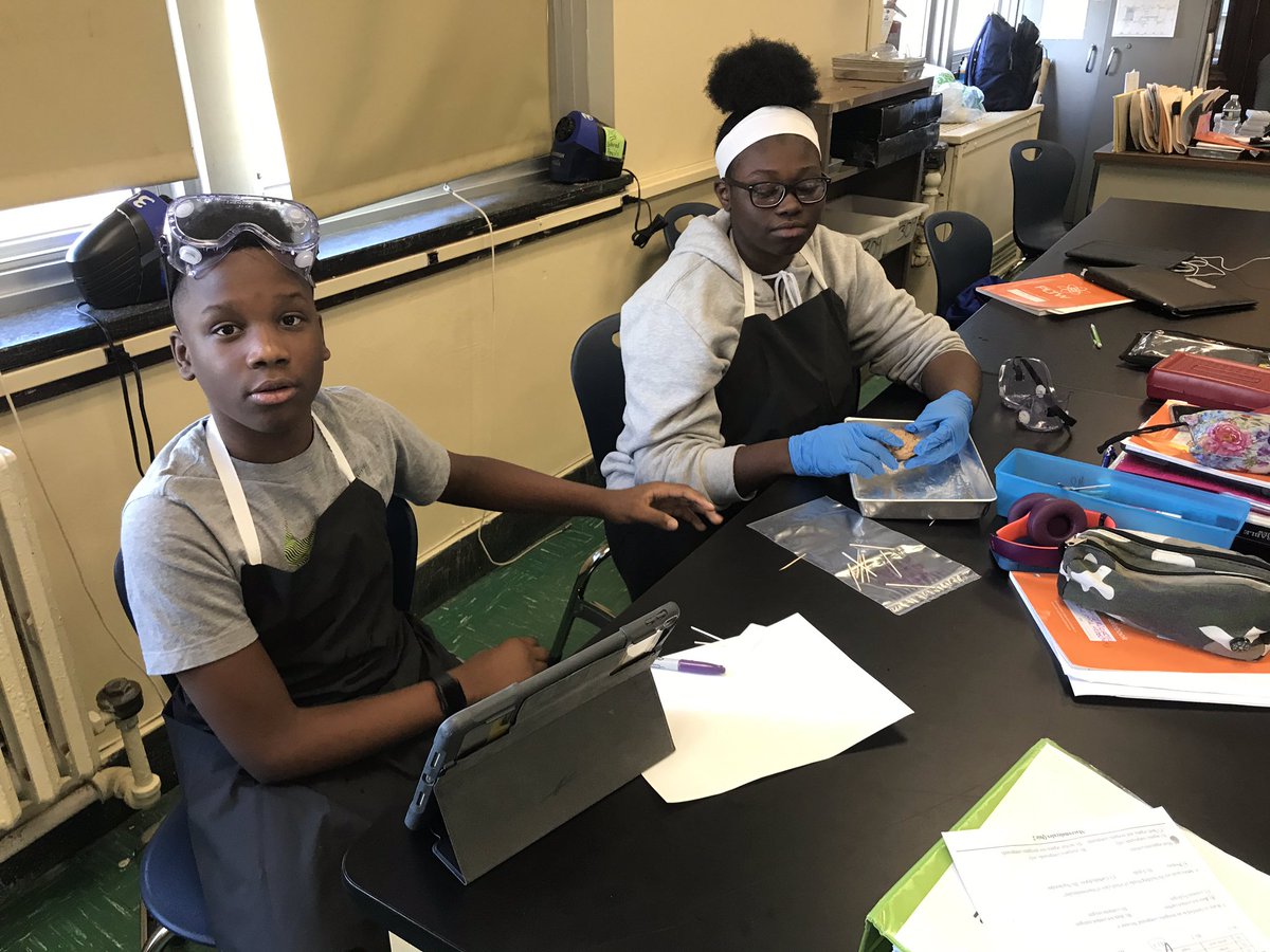 HTHScienceDept tweet media