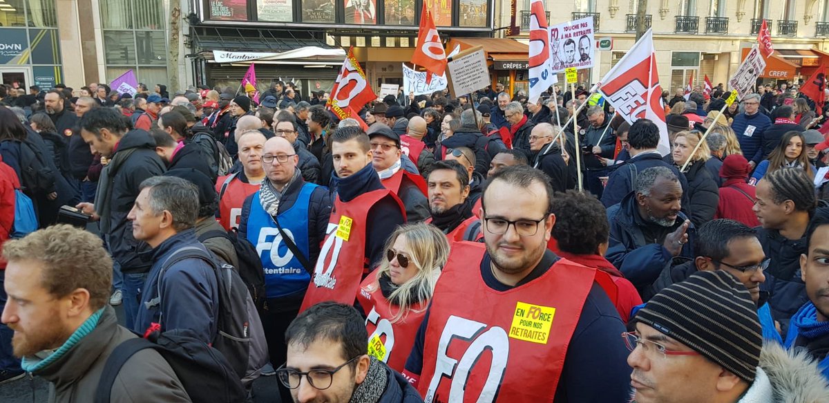 SyndFoJustice's tweet photo. 🔴 Restons mobilisés contre la réforme des retraites ! Ce projet unique de régime par point est une erreur historique ! Aujourd’hui nous sommes mobilisés à #Paris ! #FoResister #FoRienLacher https://t.co/uIQ6dI5NLD