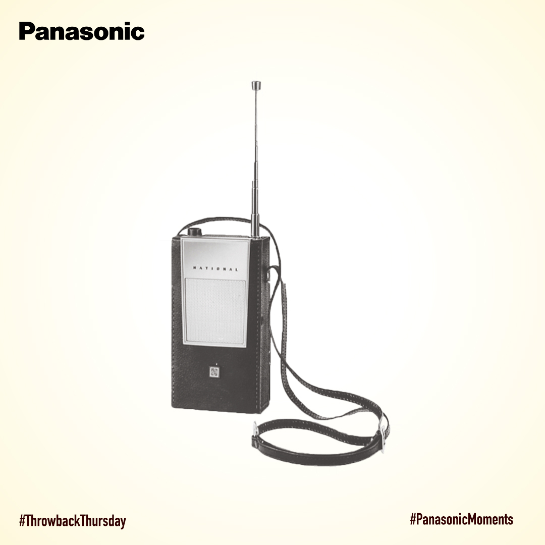 Panasonic_MEA's tweet photo. #طاب_خميسكم 🙂
1961: أطلقت باناسونيك أول جهاز إرسال وإستقبال موديل T-1
هل تعرف أين تم إطلاق هذا الجهاز الرائع لأول مرة؟
#ThrowbackThursday #PanasonicMoments https://t.co/xa0fr3EkkZ