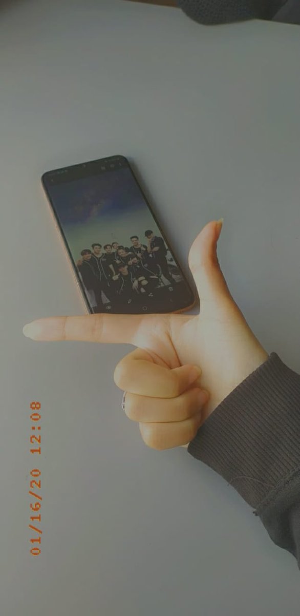 Imanhosam's tweet photo. #엑소9명
#LSignForChen
#AlwaysWithChen
#AlwayswithEXO https://t.co/ggeiQYJ2x1