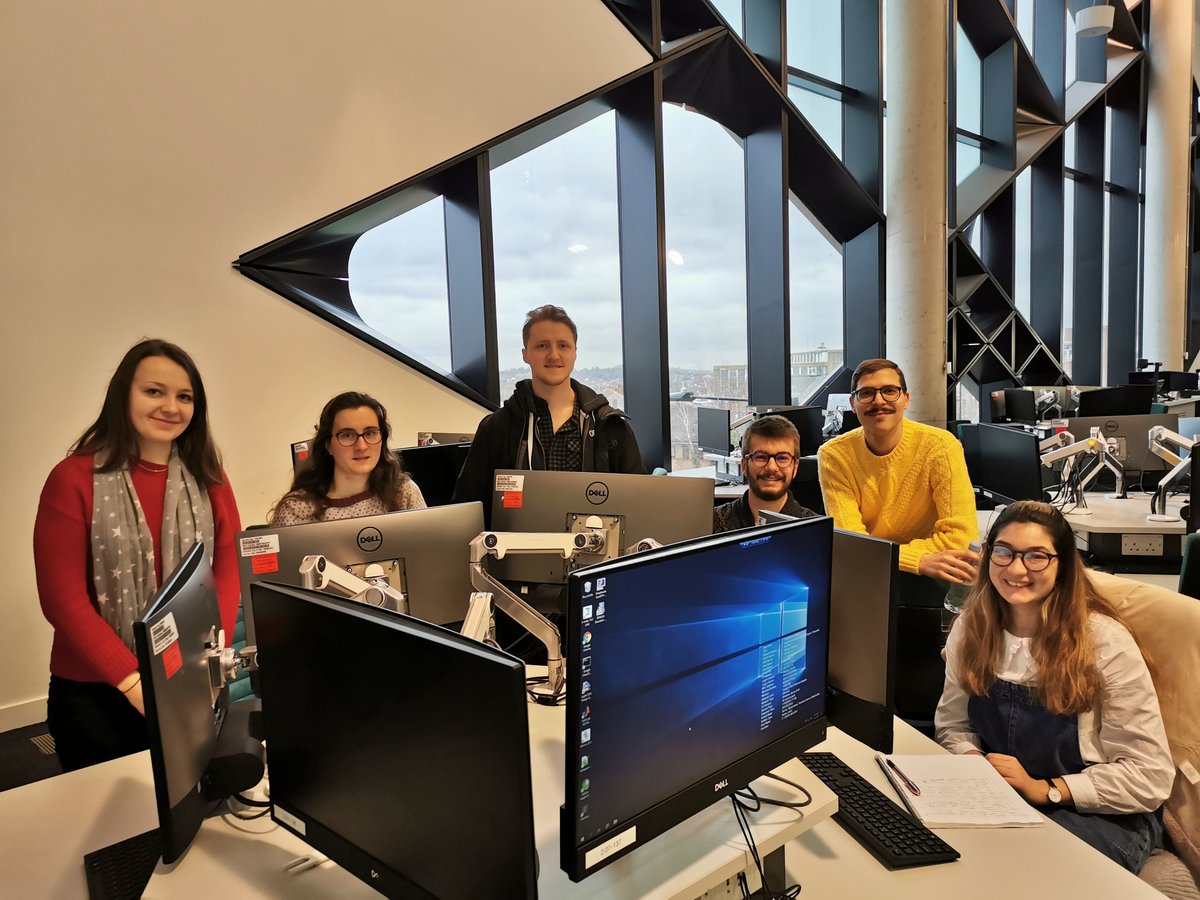 E_DallAra's tweet photo. Our great #modelathon teams this morning after a full immersion in multiscale modelling for the osteoarthritic knee! @MultiSimAward @insigneo @OATechNetwork
Here in Sheffield... https://t.co/YneHXmZvpP
