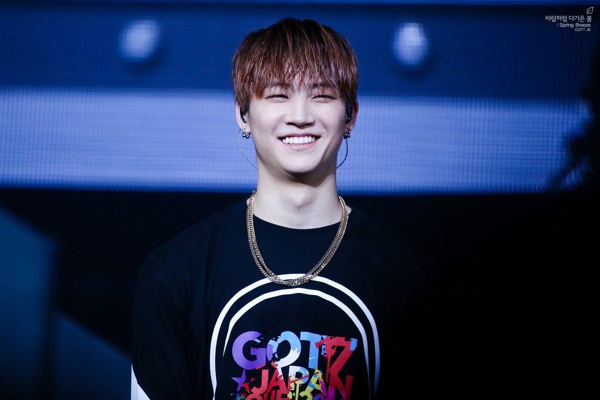 재범 사진 다 올리는 계정 tweet media