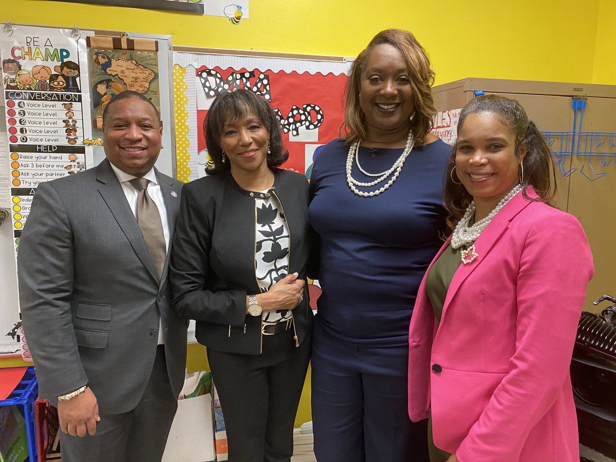 Dr. Joris M. Ray tweet media