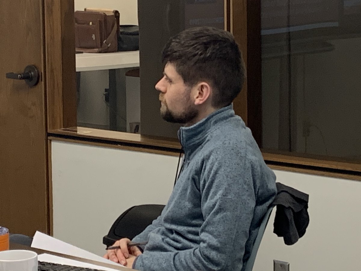 712Innovations_'s tweet photo. Aaron working &amp; creating a master plan.   #712innovations #712i #topeka #topcity #cowork #coworkspace #incubator #downtowntopeka #greatertopekapartnership #topekaproud #topekakansas #topekabusiness #entrepreneur #topekaks #gtp #topekaentrepreneurs https://t.co/J0o1C4jyG8