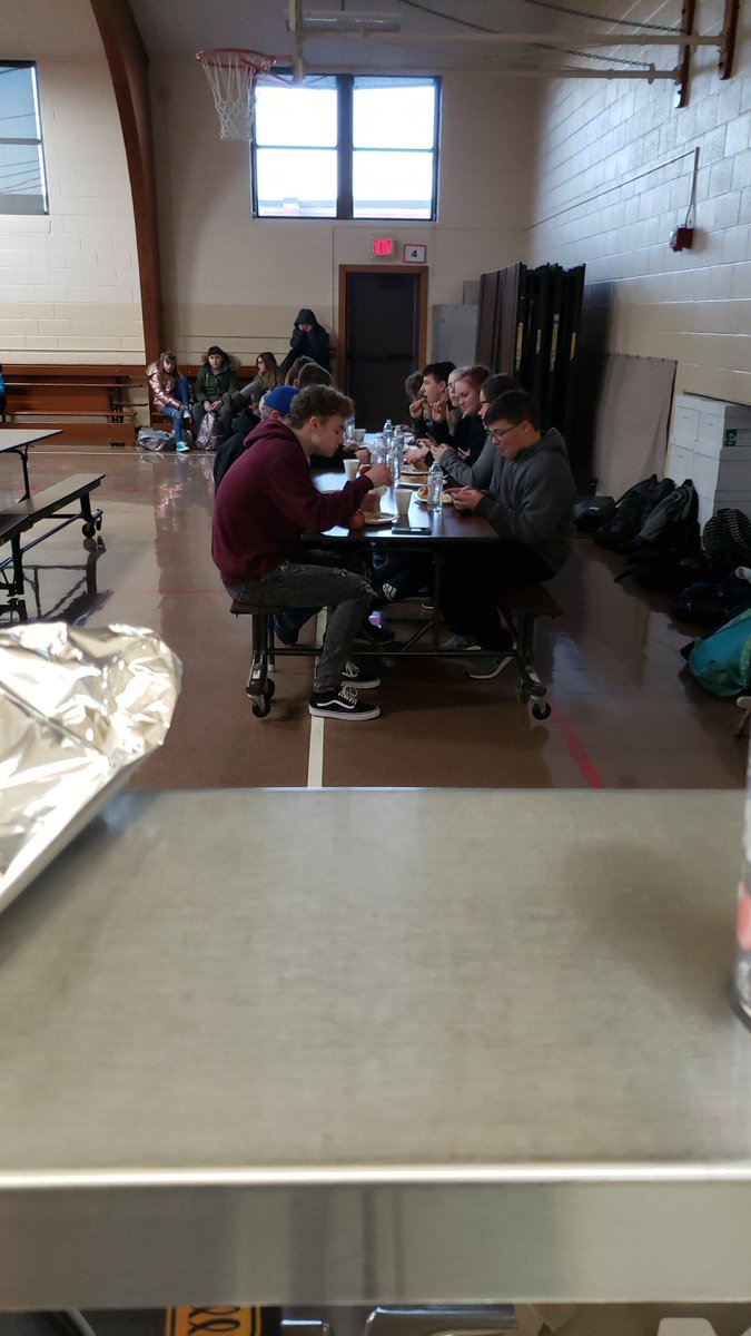 MamaGteacher's tweet photo. #psatday getting our kiddos a great start on test day #teacherscancookawesomebreakfast #testdayletsusshine https://t.co/jlbpQHseeg