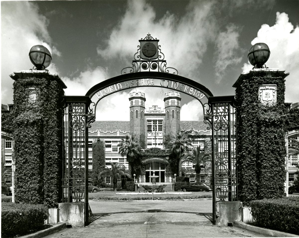 FunniKen's tweet photo. Back then #fsu #fsucampus #floridastate #strozier #westcottfountain #doddhall #tbt https://t.co/LYhMLjCVXl