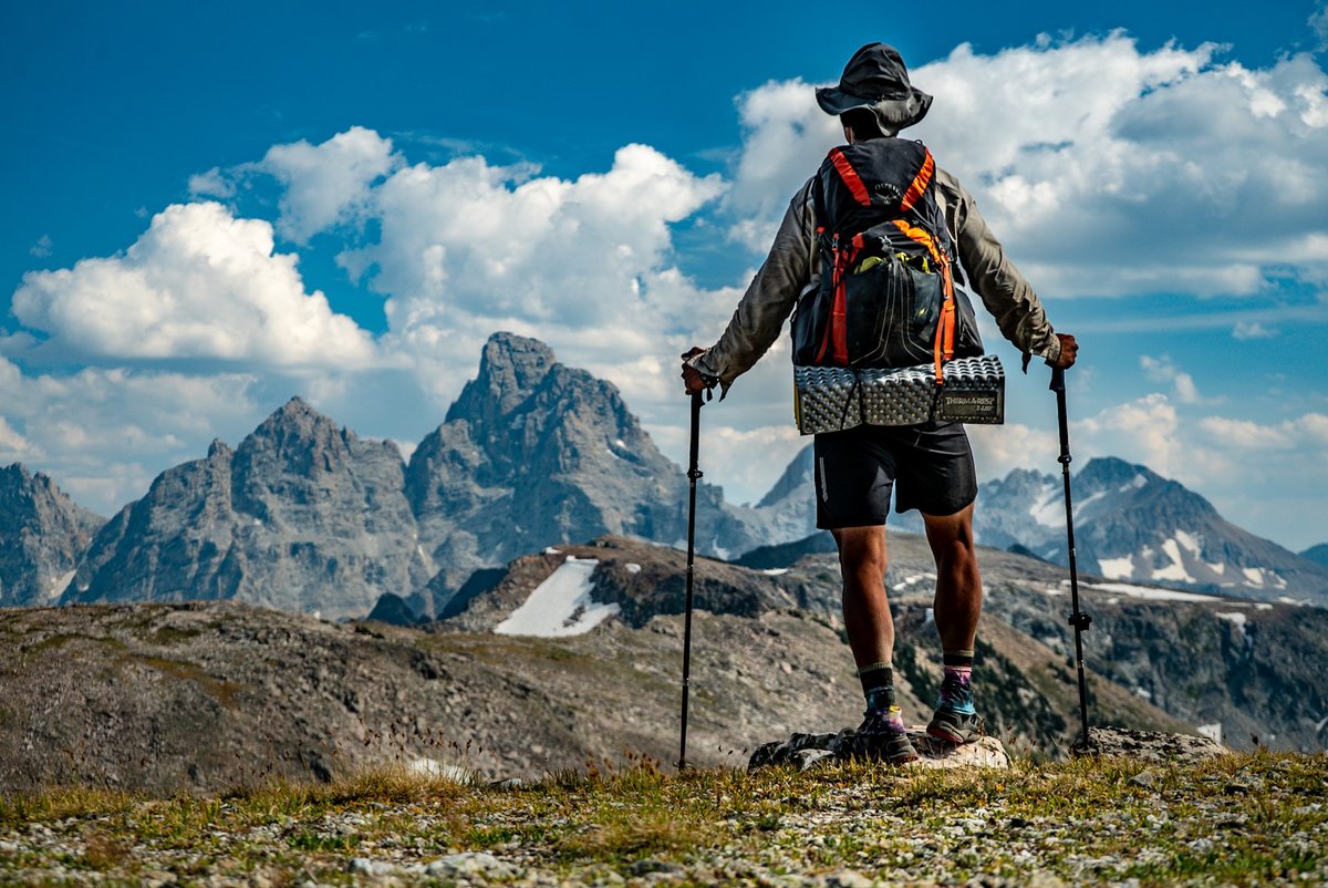 Today is the FINAL day to apply to become a #thruhikesyndicate ambassador! Be one of 15 ambassadors to represent <a href="/darntough/">Darn Tough Vermont</a> <a href="/LEKIUSA/">LEKI USA</a> <a href="/NEMOequipment/">NEMO Equipment</a> <a href="/ospreypacks/">Osprey Packs</a> and <a href="/vasquefootwear/">Vasque Footwear</a> on America’s most iconic long trails. Apply today here: bit.ly/2020ThruHikeSy…