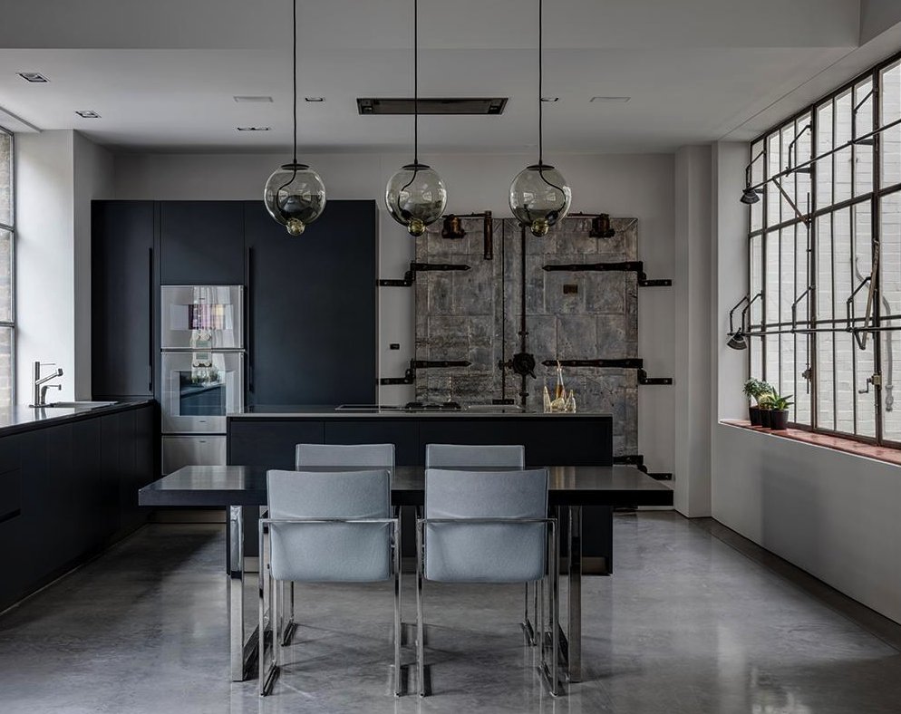 mywarehousehome's tweet photo. DESIGN READS - Introducing The Warehouse Home Book
#warehousehome #designreads
https://t.co/sH7epP096b https://t.co/GOCnpmP4y3