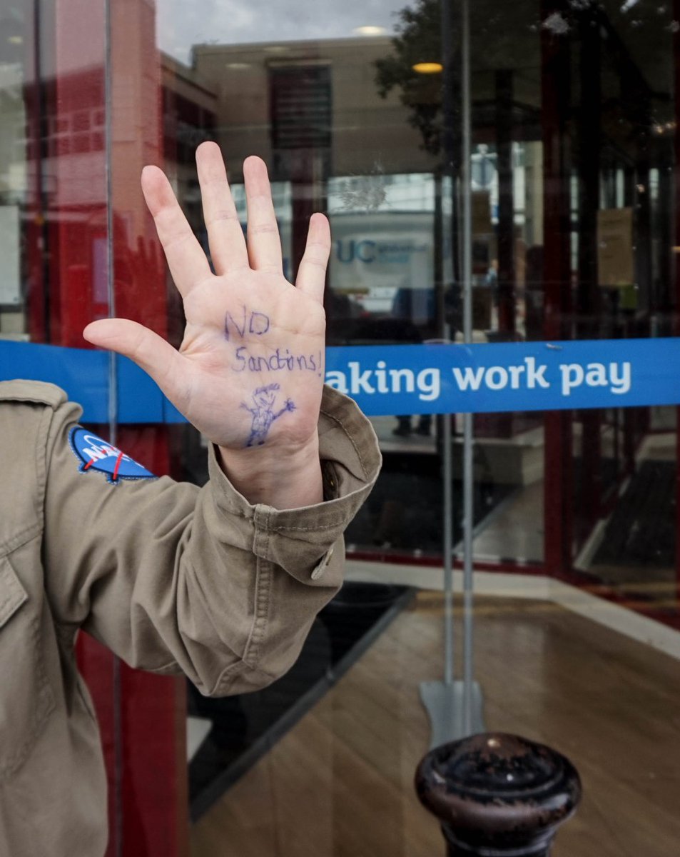 charlotteh71's tweet photo. Disabled man told to apply for work at the same place he used to work. https://t.co/N161JzodX6 https://t.co/soN69XkGWz