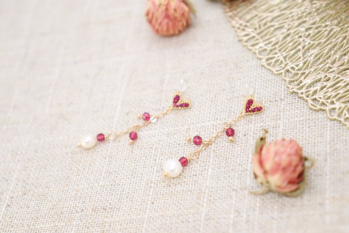 Ruby Crystals & Pearl Tiny Pink Heart 925 Silver Post Earrings etsy.me/2Tt9QOn #CuteHandmadeEarrings #LovelyPearlsEarrings #AdorableEarrings #HandmadeEarrings #handmadejewelry #pinkclusterearrings #pinkjewelry #giftforgirlfriend #lovelyearrings #heartearrings