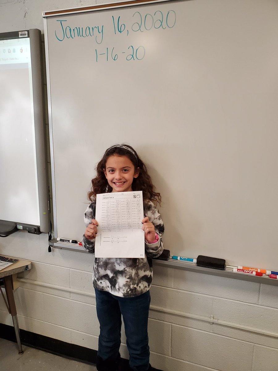 JLawrence_4th's tweet photo. 4L has a Multiplication Queen! She finished a 50 facts test under 1 minute! @MRSroadrunners #hazletproud #4thgrade #multiplication #mathgoals https://t.co/nDTstDfybh