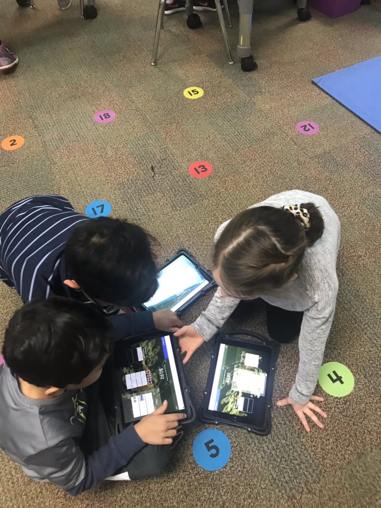 MsWatson_HES's tweet photo. We ❤️ Quizlet Live! Practicing counting a collection of coins this rainy morning. #HESSoars #GCISD https://t.co/YgtuhJRYuA
