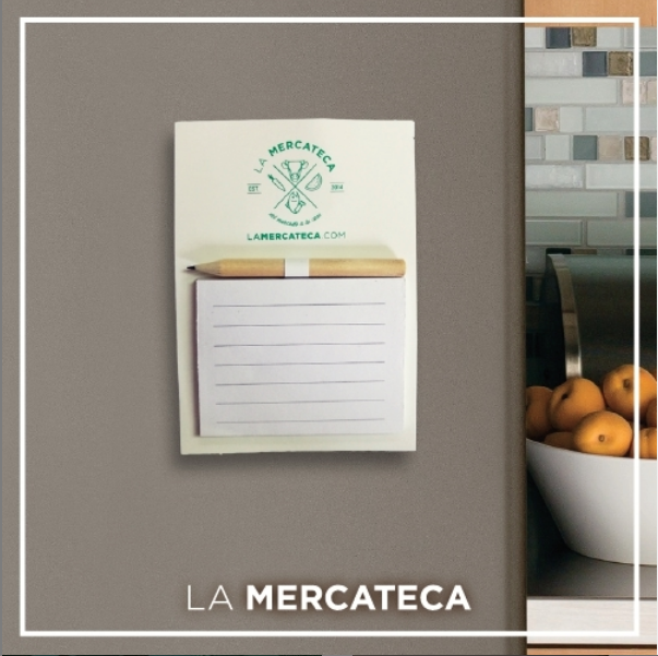 La_Mercateca's tweet photo. Ya volvemos a tener nuestro bloc imantado para la nevera!! Podrás apuntar todo lo que necesites! ah que está genial? Si lo quieres, es tuyo! 😜

💚 En los comentarios de tu pedido escribe, "bloclamercateca" , y te lo enviaremos por correo ordinario...😊 😊 😊 https://t.co/2Hdq5xPeBk