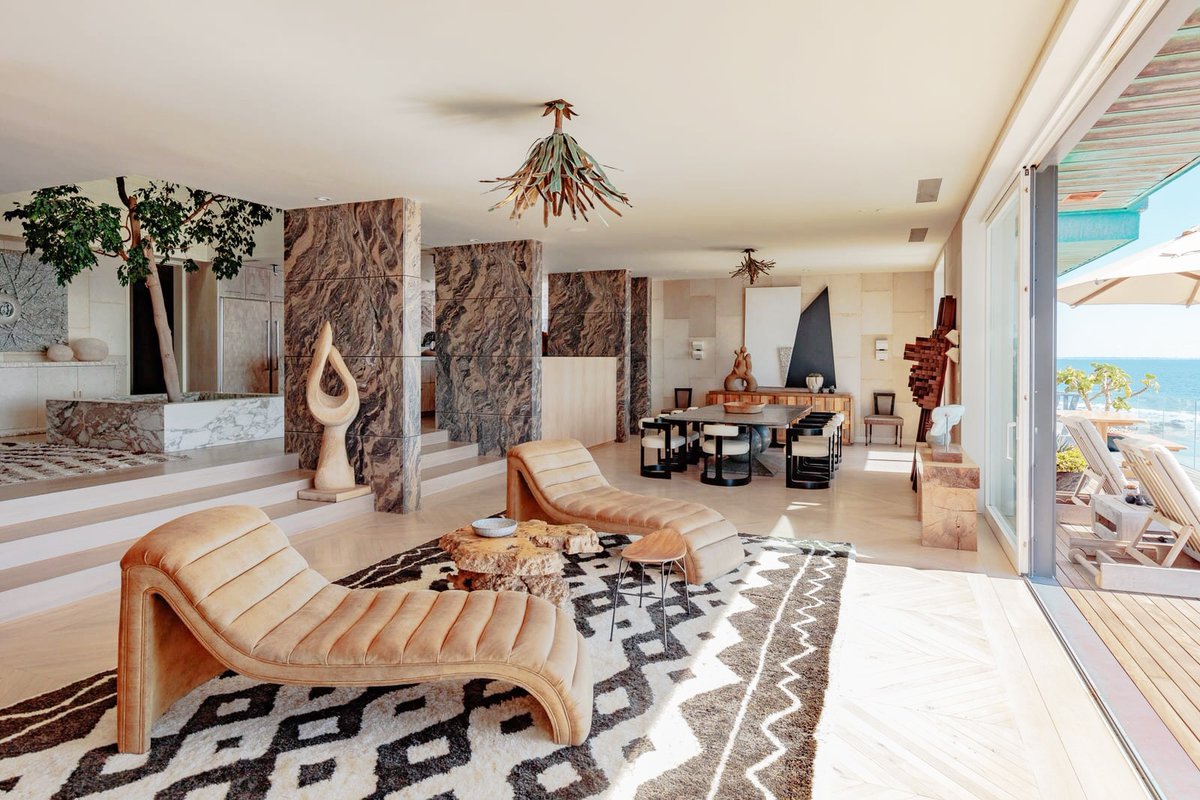 Respublications's tweet photo. Introducing the Malibu Beach House by  @properhotels on Carbon Beach in Malibu, CA. The one-of-a-kind designer residence has appeared in countless shelter magazines, from Vogue to Elle Decor is now available for short or long term stay 🏠 🏝 https://t.co/Fc63fKWdzI