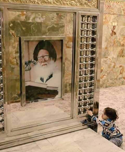 iwzguYd7mvliqGb's tweet photo. 🖤🕊 عتباً لزمانَ أبعدكَ عنيِ 

آبتي يامحمد 💔🥺

#الفاتحة_والدعاء لمن #اوصانا_بها
#ان_في_ذكره_منفعة https://t.co/aPqsmttLTt