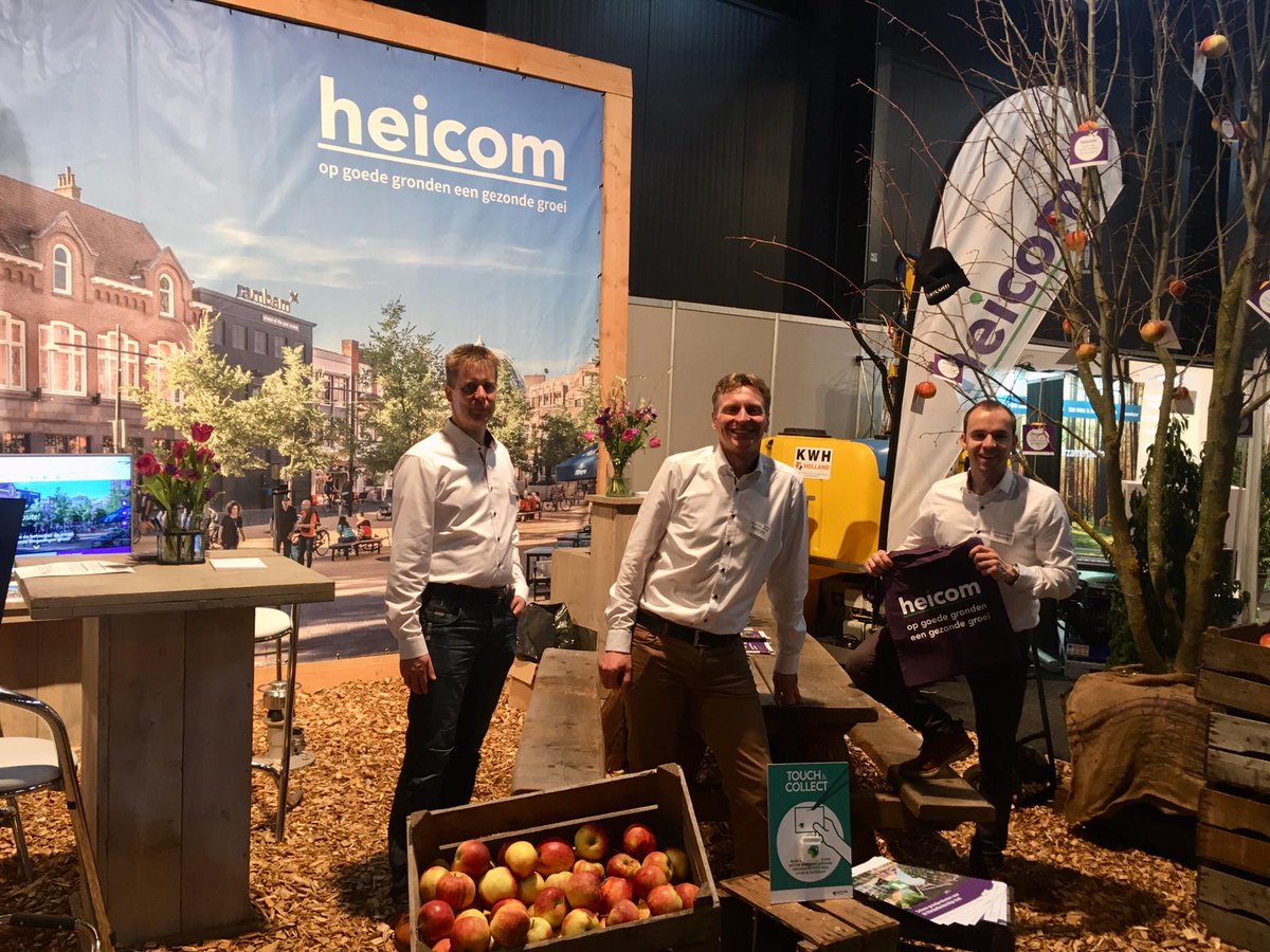 De De Groene Sector Vakbeurs <a href="/GS_EH/">GroeneSectorVakbeurs</a>  duurt nog tot vanavond 21.00 uur. Gerard, Marcel en Hans zijn nieuwsgierig naar jouw (groene) vragen. En gelukkig > er zijn nog genoeg smakelijke appels!