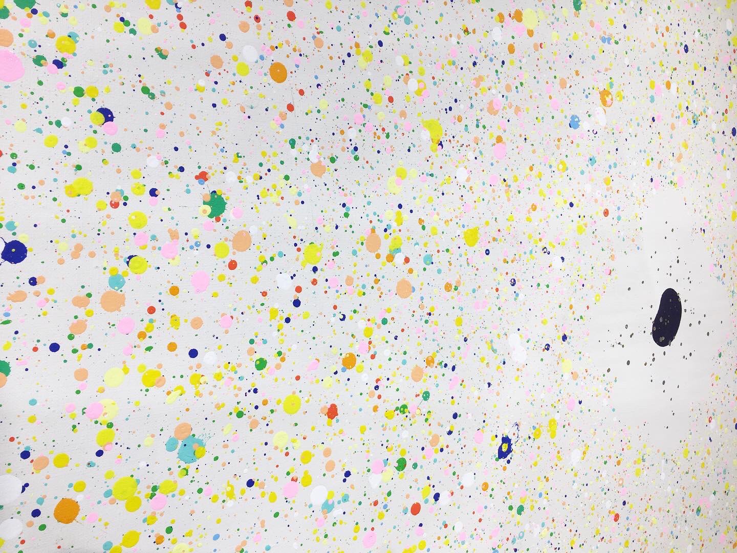 Ogumaga Studio 豊田弘大さん展覧会 Star Child を拝見した ドリッピング手法で描かれた星たち 想いのこもった星たちと星を包む宇宙 こんな宇宙だったらいいなぁ と心から思った 限りなく優しく柔らかい世界だった お話ありがとうございました B