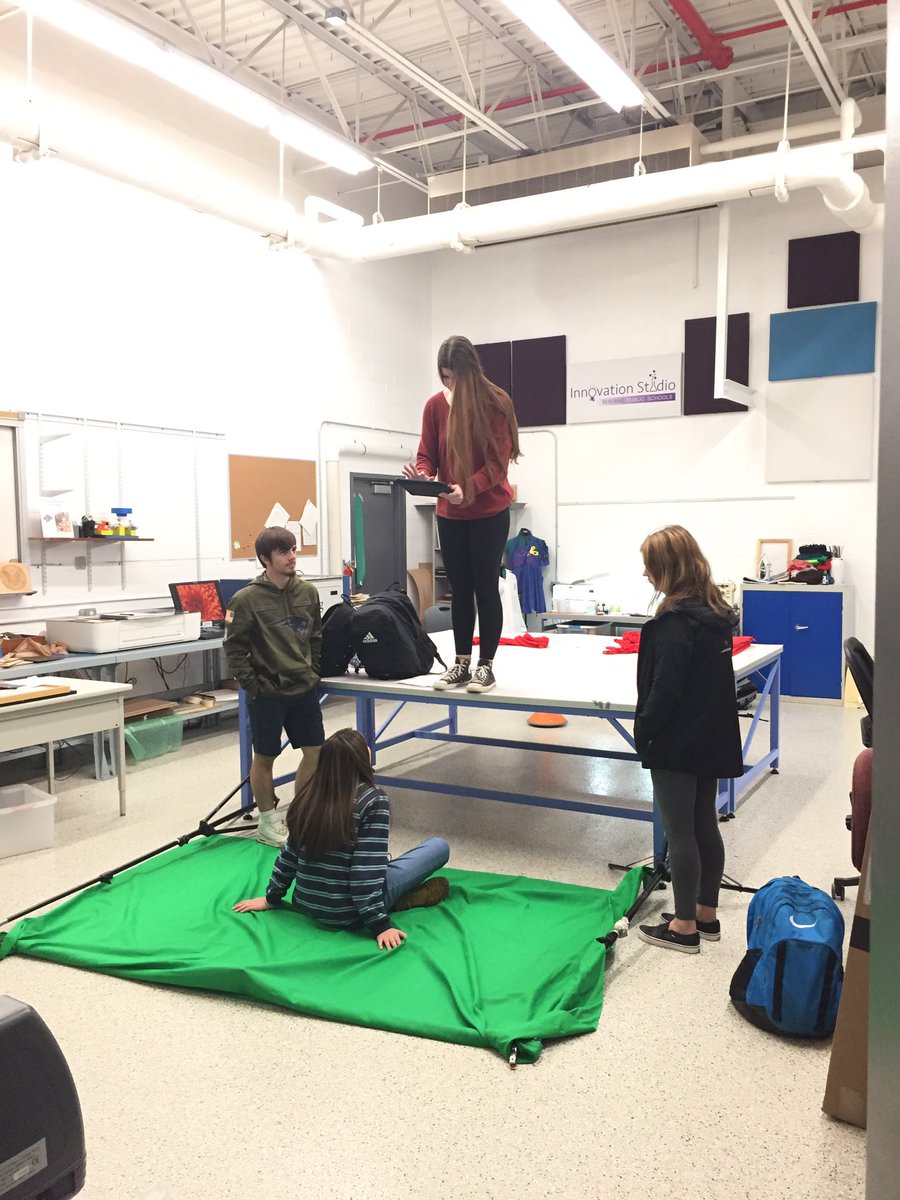 msfishinnovates's tweet photo. Creative use of green screen today! https://t.co/9MmUMACtgY