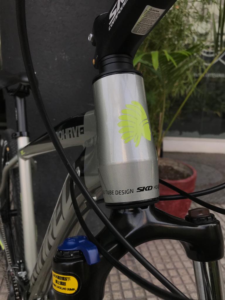 SohoBikePalermo's tweet photo. Llego la Skinred Mohave!!!

-Rodado 29
-27 velocidades 
-Freno a disco hidráulico
-Horquilla con suspensión y bloqueo
-Cuadro de aluminio
- Plato y palanca FC-M2000 
-Cubiertas importadas Mitas https://t.co/qGW94IUgLE