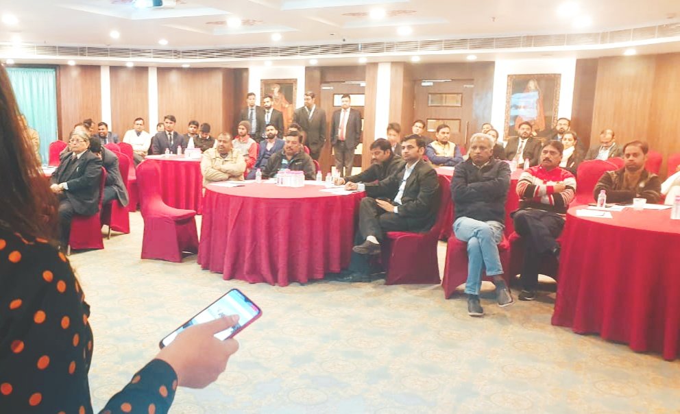 uknowva's tweet photo. #Uknowva provides #Bizconnect a membership management app that helps in digitizing redundant processes & enables connection and collaboration among members.
Showcasing at Jaipur with @YESBANK #YesScaleMarketplace
#YESSCALE https://t.co/cspHWs7I00