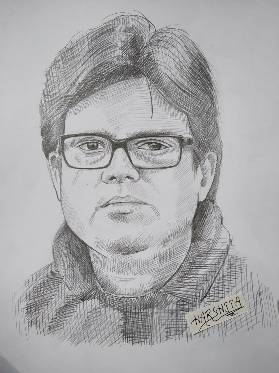 AshokShrivasta6's tweet photo. आज लखनऊ की बेहद प्रतिभाशाली कलाकार @Harshitartistic आफिस आईं और मेरा यह पेंसिल स्केच भेंट किया। हर्षिता का हुनर देखते ही बनता है, तस्वीर खुद बोल रही है सब कुछ ! https://t.co/TsMNojMCvz