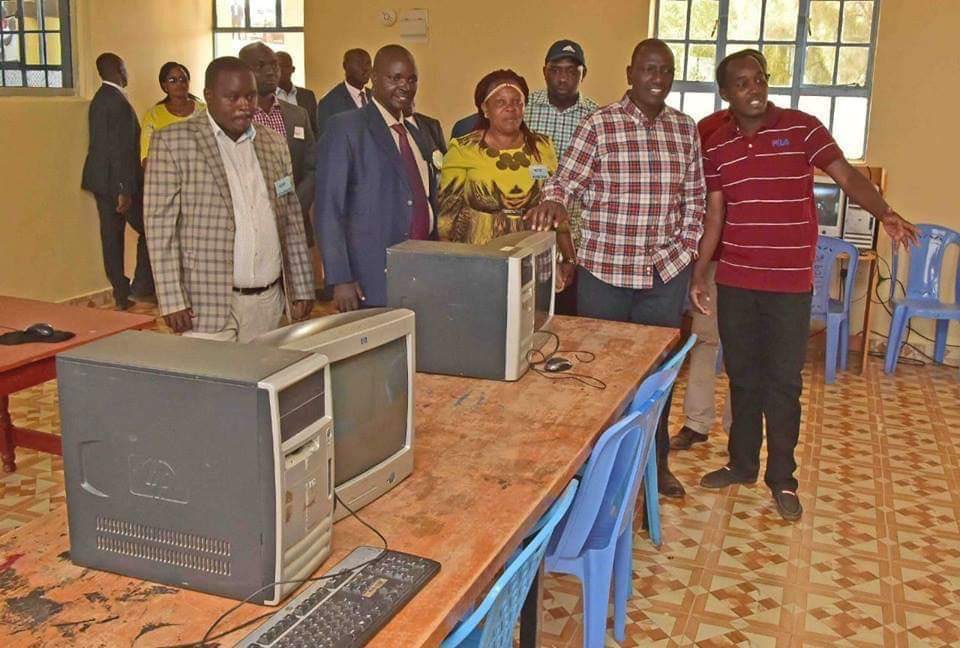 ItsMnyika's tweet image. Samborir girls school computer resource center equipped with obsolete computers opened by leader of opposition within jubilee 
#Ruto #Mwiki #DespotsMustFall