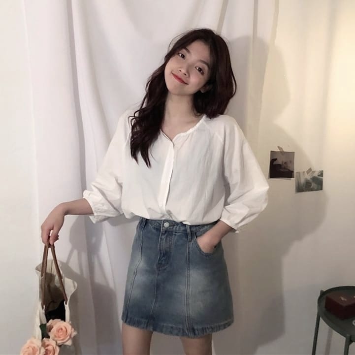 wanwhami's tweet photo. #พร้อมส่ง🥳 #C505 เชิตคอวี
ราคา 270฿🌼
ขนาด : รอบอกได้ถึง 44" ยาว22" รอบเเขน 10" ไหล่ฟรี
เเขนยาว 19" (วัดจากต้นคอ)
เนื้อผ้าคอตตอนผสมสเปนเดกส์
มีสีขาว เทา https://t.co/JE4arTgVDj