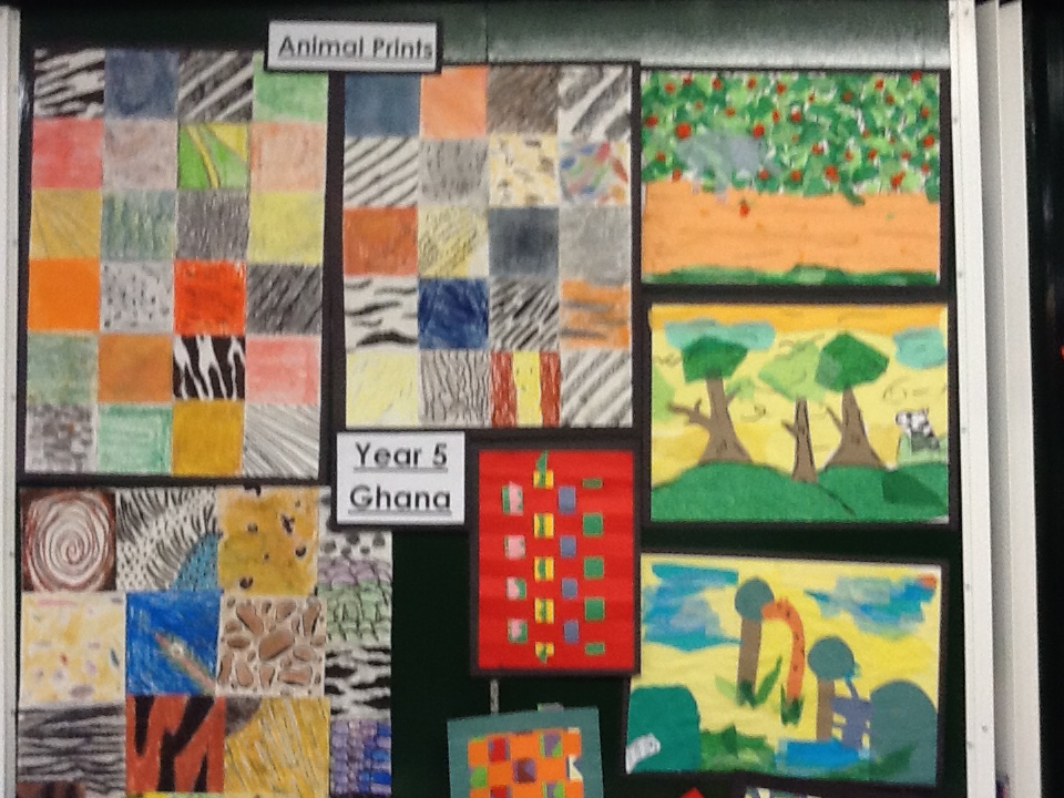 OFFICESPS's tweet photo. Some of our exhibits on display after school tonight (Thursday 16th January) from Multiculture Week ... do pop into the school hall and have a look at our children's work.
#SCPSmulticultureweek #SCPSmulticulture #SCPSexhibition #SCPSwholeschool https://t.co/CtmU1ajA5p