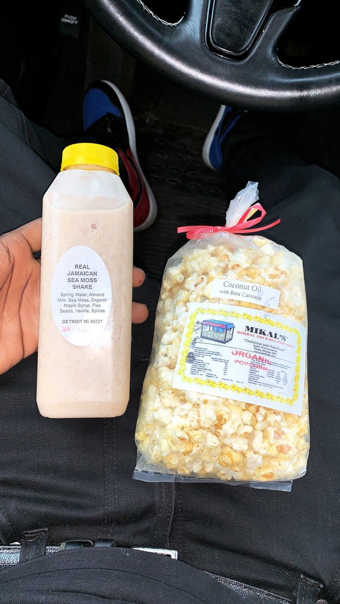 ___LordStatus's tweet photo. Everybody should consume seamoss everyday... Seamoss is the only herb that contains 90+ minerals of the 102 minerals your body consist of! It’s the most powerful herb 🌿 I drink at least 1 everyday
#SuperHerb
#VeganLifestyle https://t.co/NJjHKUaZcs