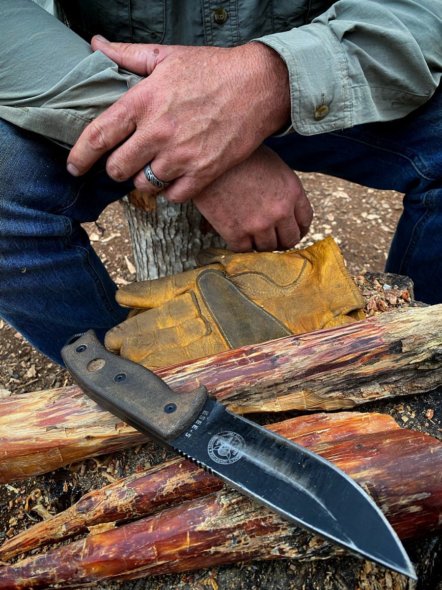 _mountain_dude_'s tweet photo. Check out @ESEEKnives https://t.co/Q44nqhx6nj