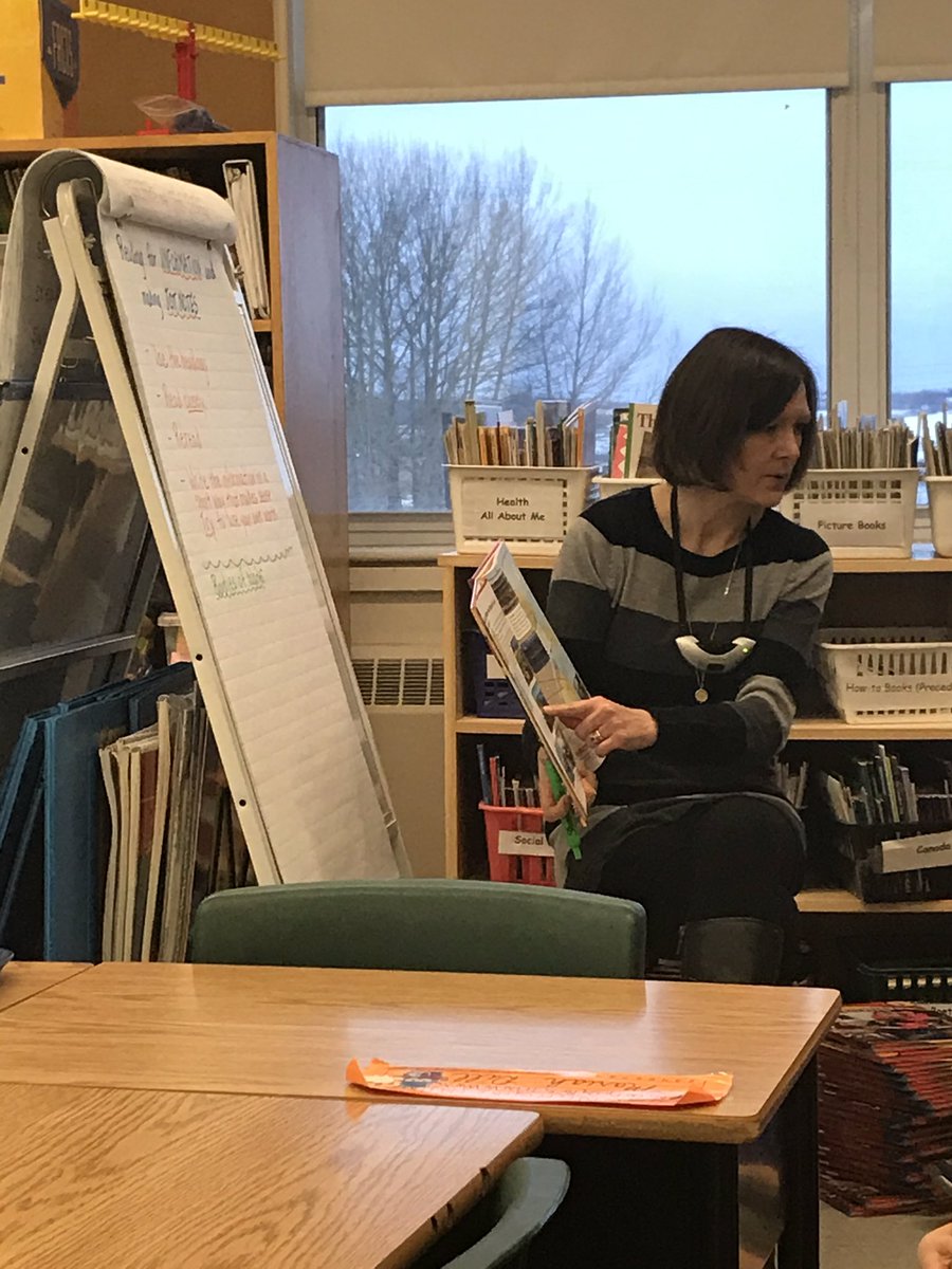 LEShawElem's tweet image. 3 part lesson in Literacy - #timetolearn #timetopractice #timetoreflect Authentic #studentengagement Teacher modelled reading for information #students then practiced &amp;amp; then  time for reflection to close the literacy time frame #LEShawElem