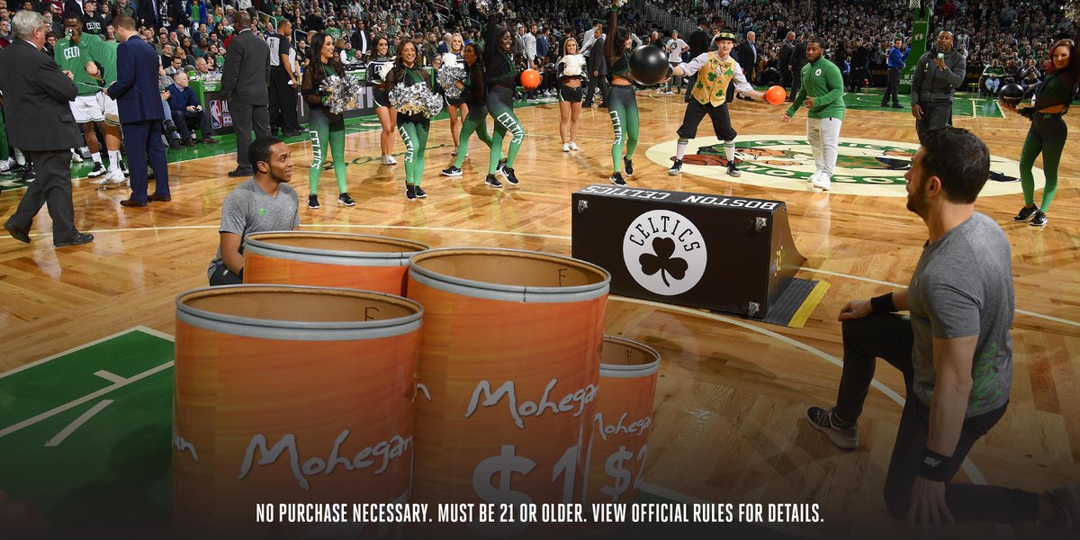 Be at TD Garden when we play Phoenix this Saturday night! RT to enter to win 2 tickets and play <a href="/MoheganSun/">Mohegan Sun ☀️</a> Super Skee Ball on the parquet under the lights! 🔁

Official rules: on.nba.com/371lns1