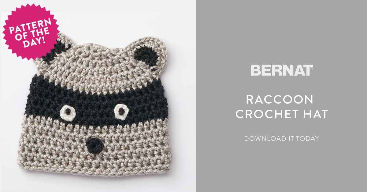 playful #raccoon #crochet #hat 