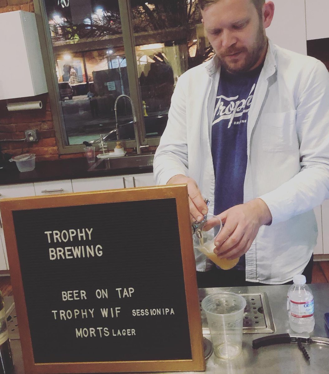 itsraleighgood's tweet photo. Another #Raleighgood happy hour hosted by @DHITglobal at @HQRaleigh! A great night of networking and making connections while enjoying some Raleigh Good beer from @Trophybrewing 🍻 https://t.co/av6Pyu8cZn