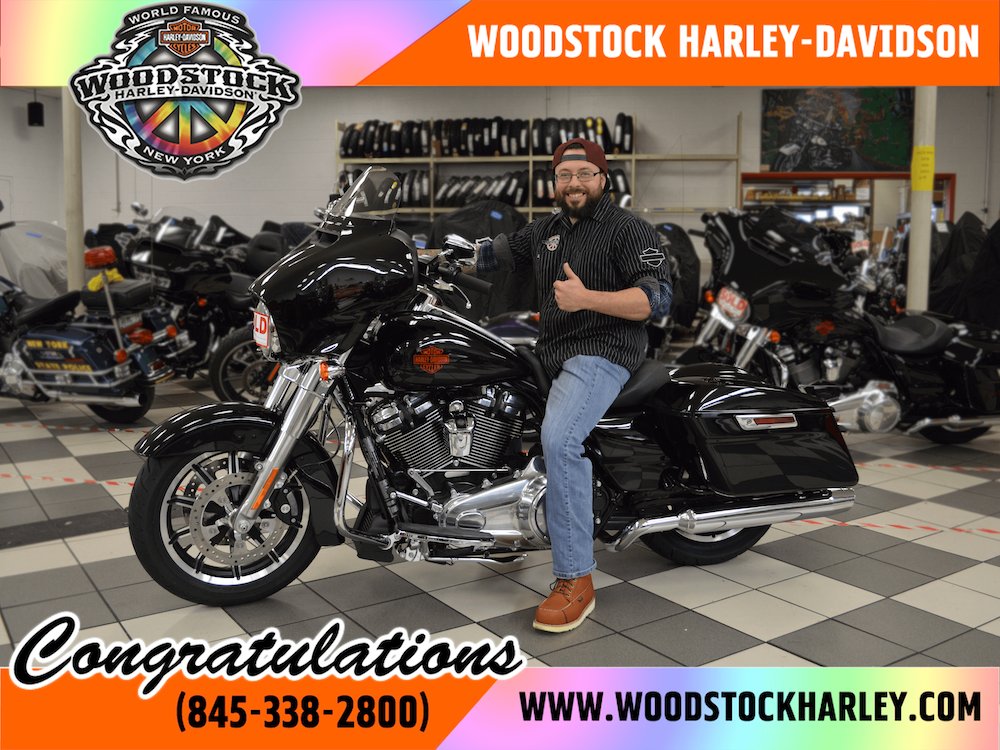 WoodstockHarley's tweet photo. Congratulations to our own Tyler Y. on his NEW ElectraGlide Standard!
Can't wait to see the customization in the near future!
#rideunique #webuildriders #woodstockharley #congratulations #electraglidestandard #newyearnewbike #whdfamily https://t.co/wyP7Ja74Id