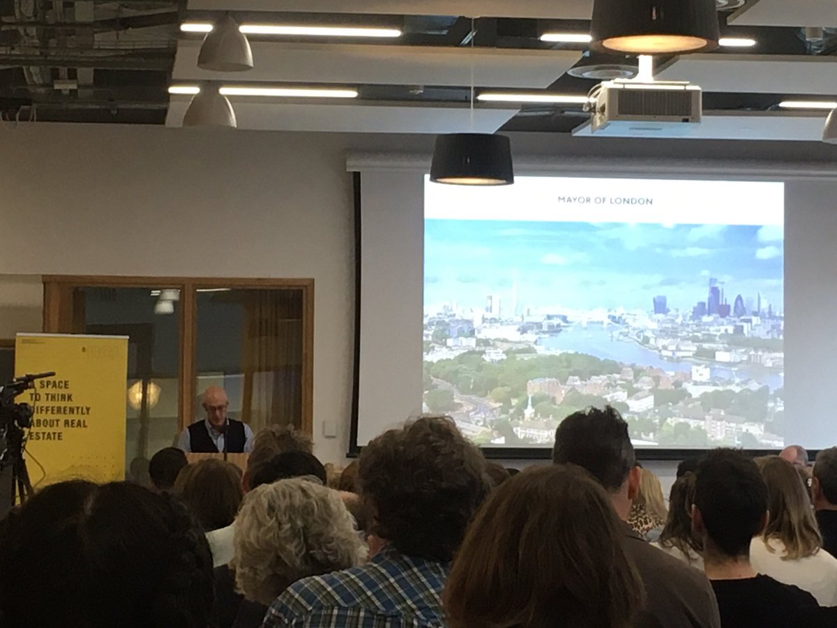 rlwholmes's tweet photo. #rethinkingrealestate event at UCL Bartlett @noordinarypark @HereEast  great to hear from Developers that green infrastructure is good business and makes people happy! https://t.co/zQSwyHUb1X