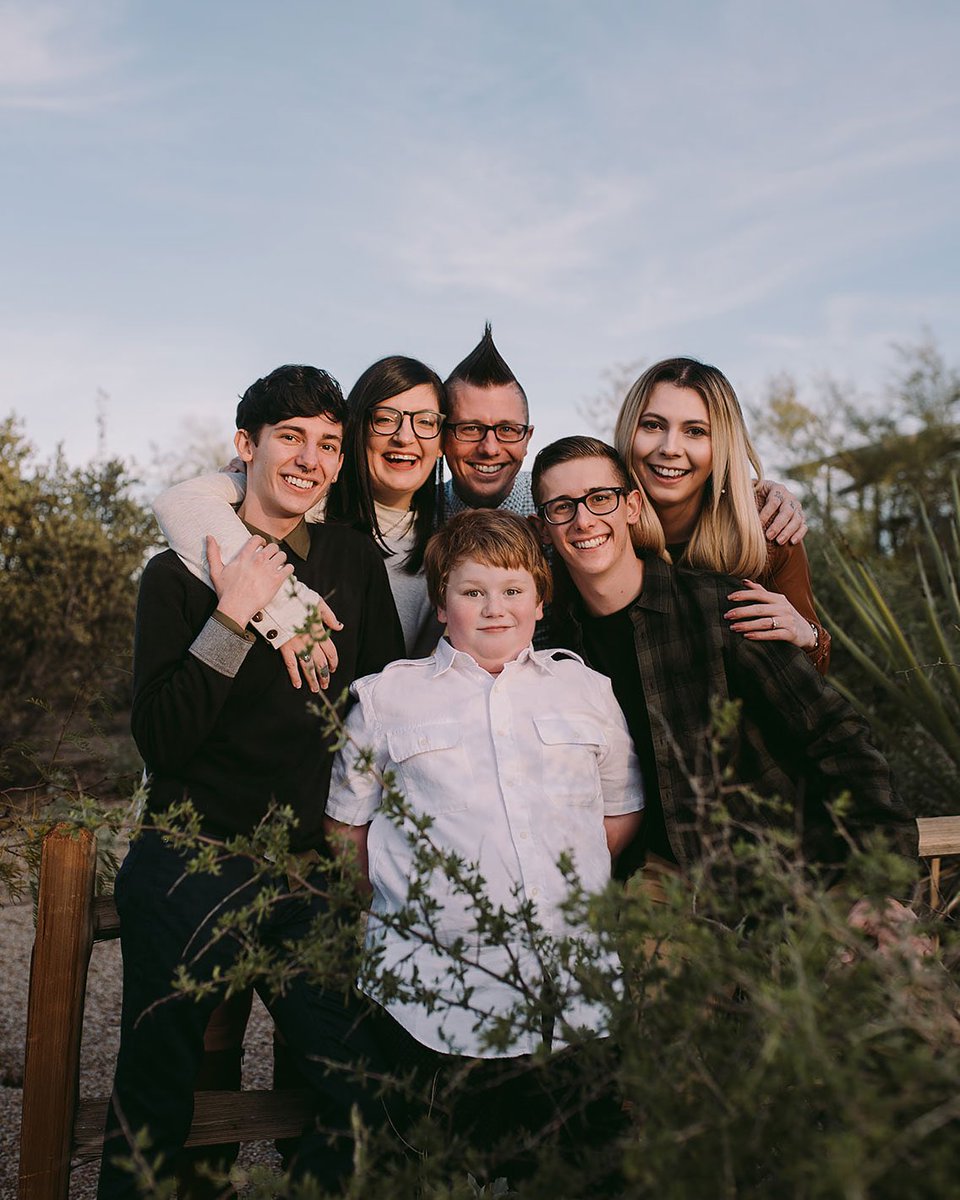 thecaseyblake's tweet photo. As Iβve struggled with my identity, so has my family, yet they continue to stay at my side. I want us all to have hope in the future, in our familyβs & most importantly in OURSELVES. Give your loved ones the time they need to process change & allow room for error. π #CaseyBlake https://t.co/n9wewOclXL